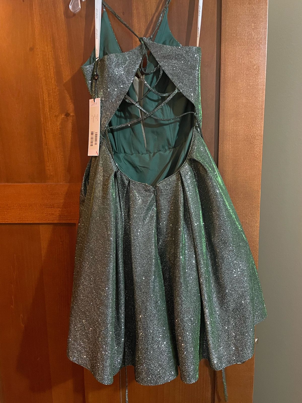 Jovani Size 8 Prom Plunge Green Cocktail Dress on Queenly