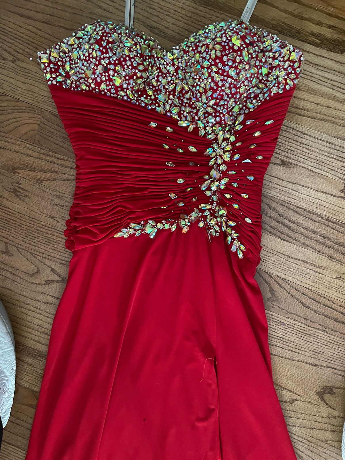Tony Bowls Size 6 Prom Red Floor Length Maxi on Queenly