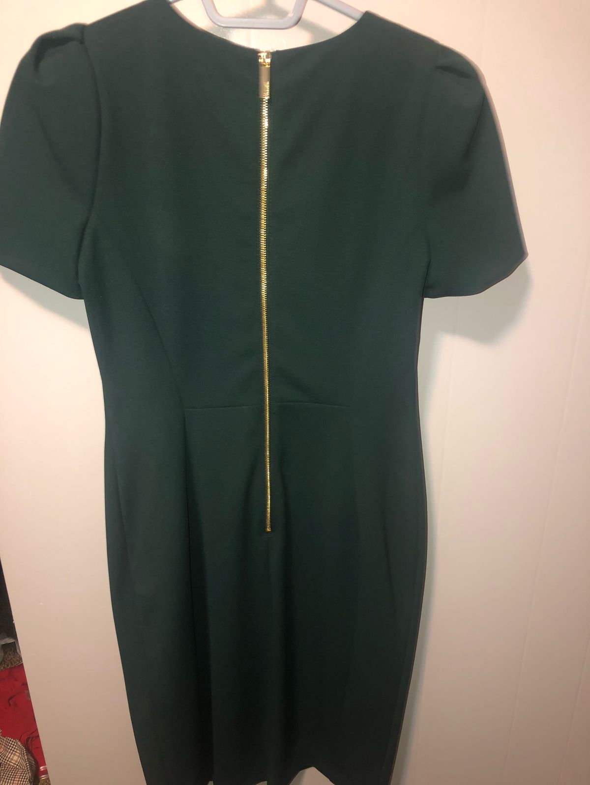 Calvin Klein Size 6 Pageant Green Cocktail Dress on Queenly
