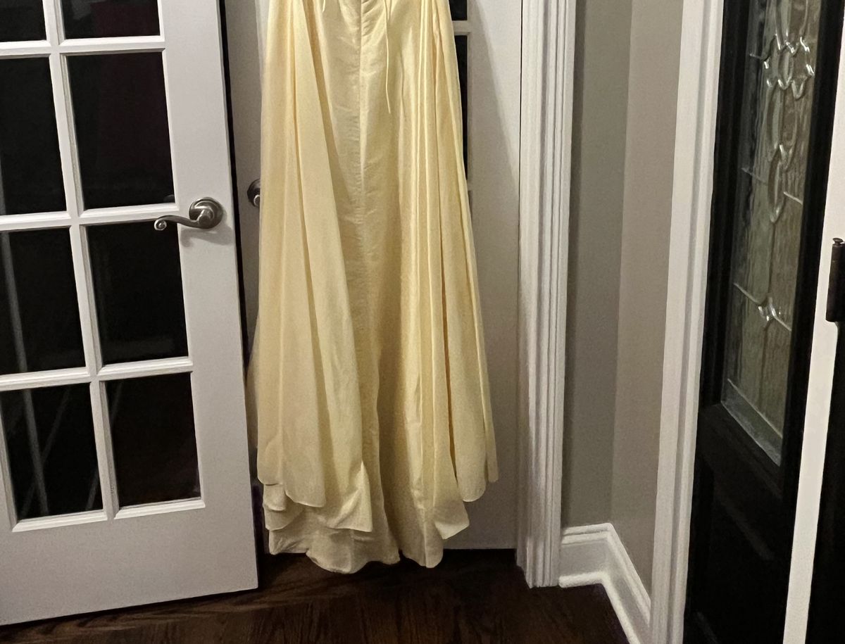 Sherri Hill Size 12 Prom Lace Yellow Ball Gown on Queenly