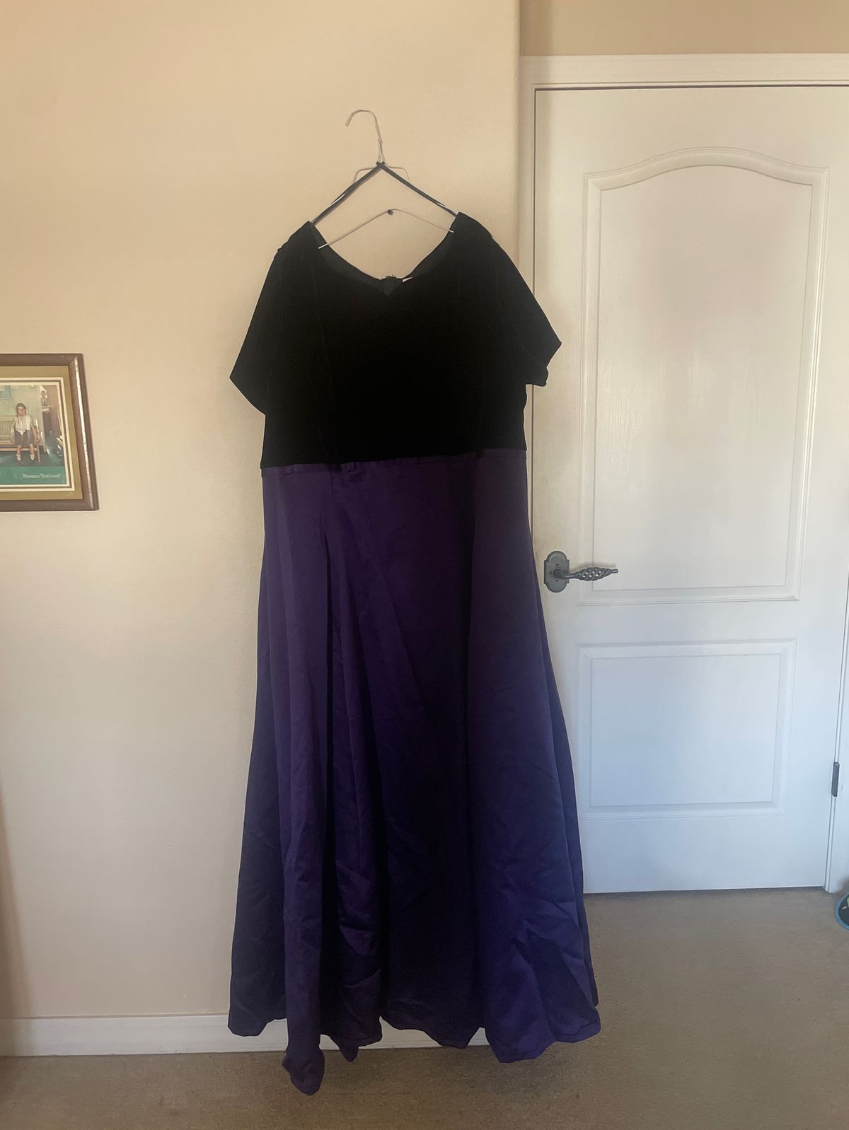Plus Size 22 Velvet Purple A-line Dress on Queenly