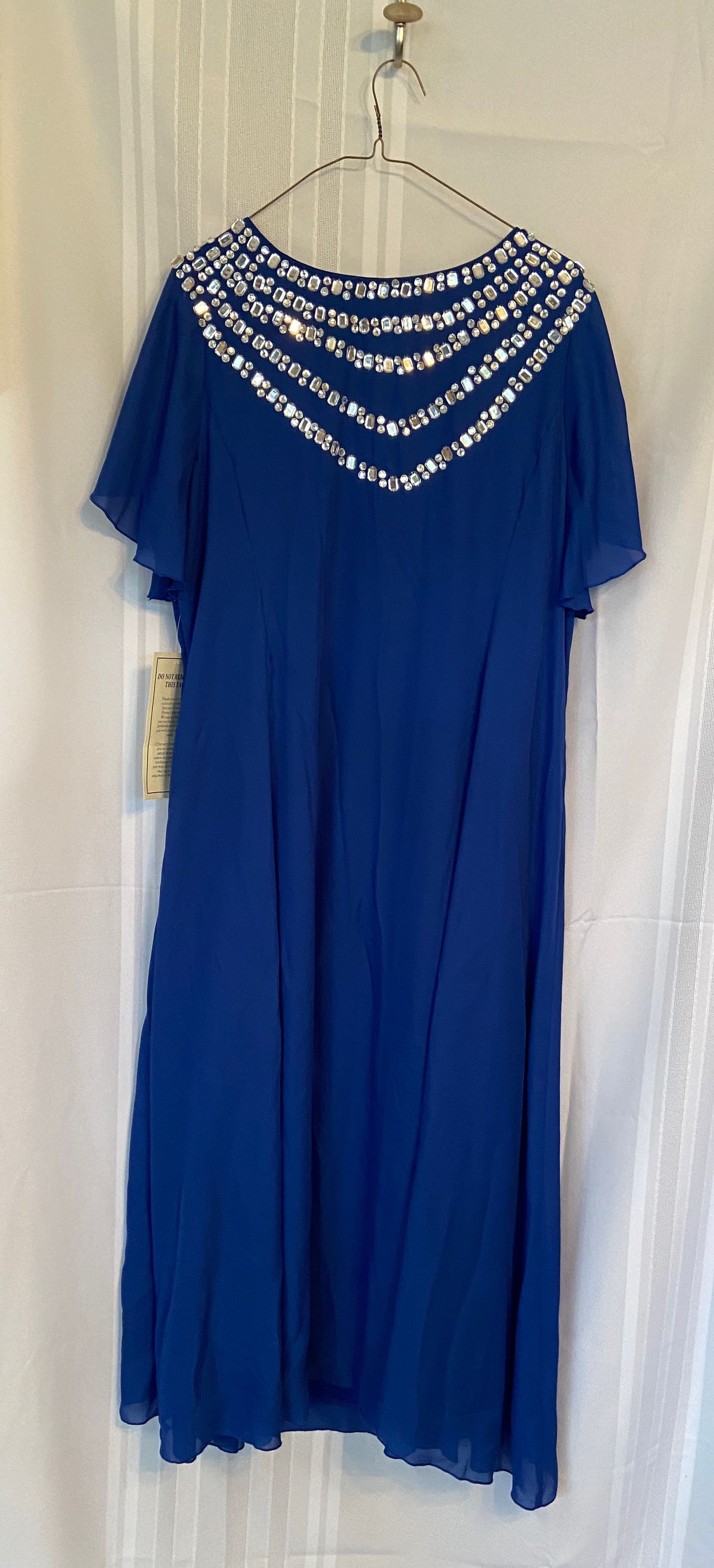 Plus Size 20 Prom Blue A-line Dress on Queenly