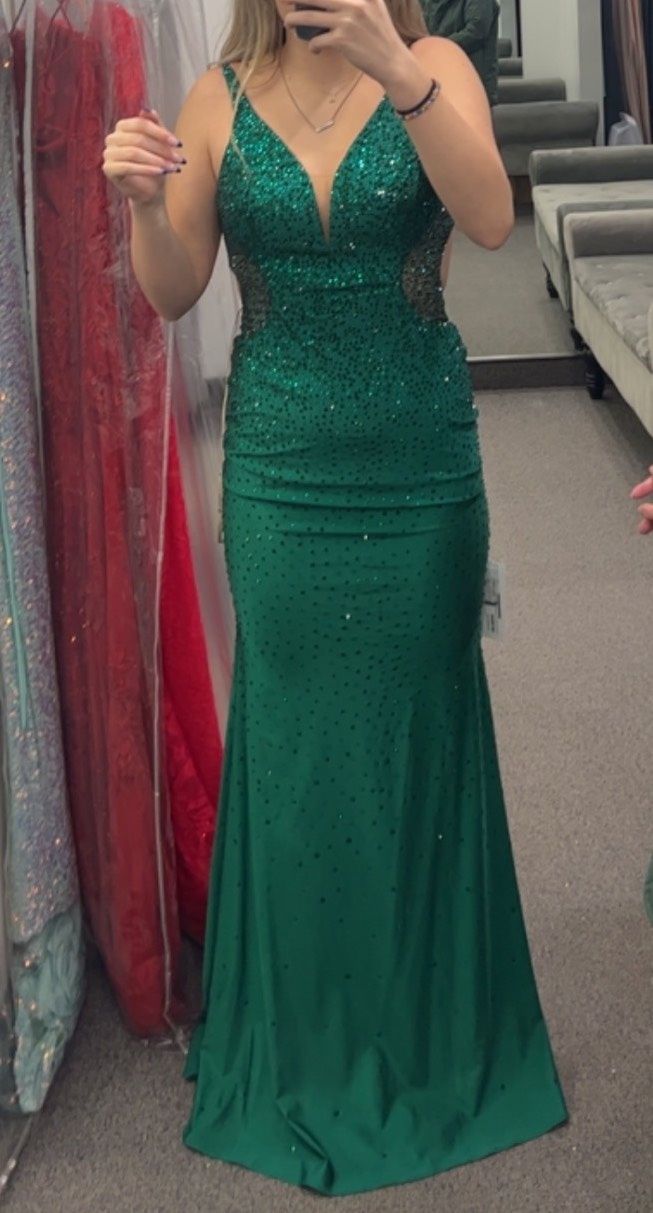 Faviana Size 4 Prom Emerald Green Floor Length Maxi on Queenly