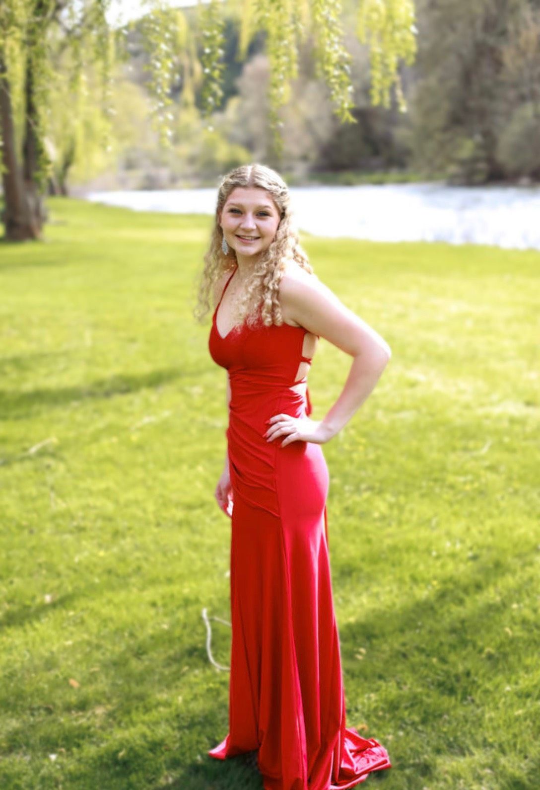 Size 6 Prom Red Side Slit Dress on Queenly