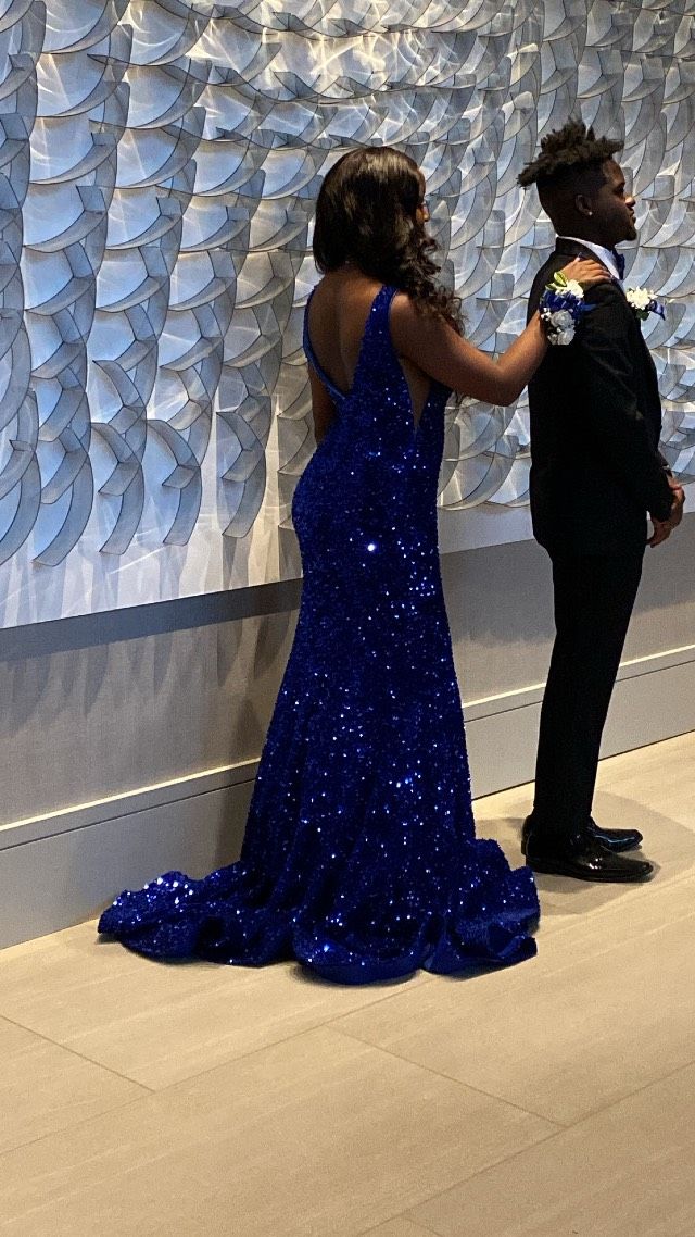 Size 6 Prom Sequined Royal Blue Mermaid Dress on Queenly
