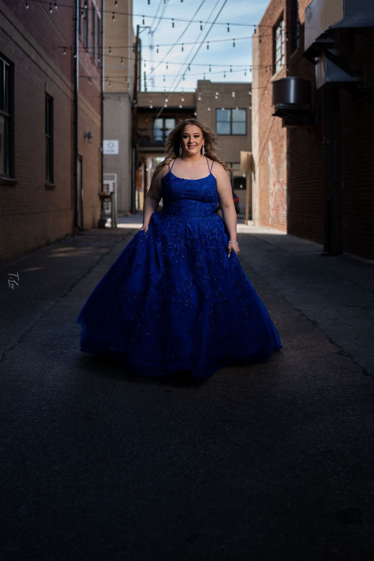Plus Size 18 Prom Blue A-line Dress on Queenly