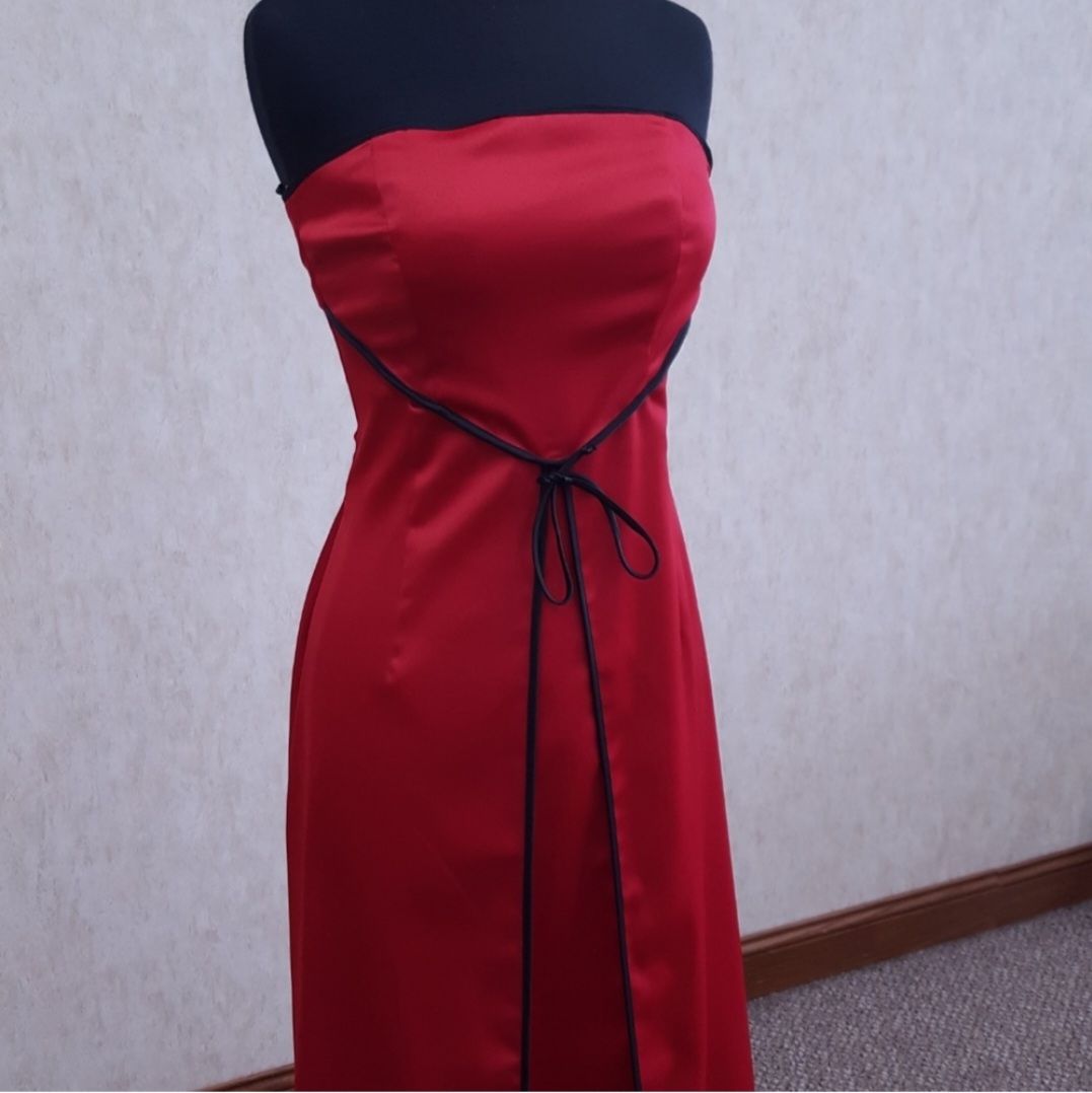 Masquerade Size 8 Strapless Red A-line Dress on Queenly