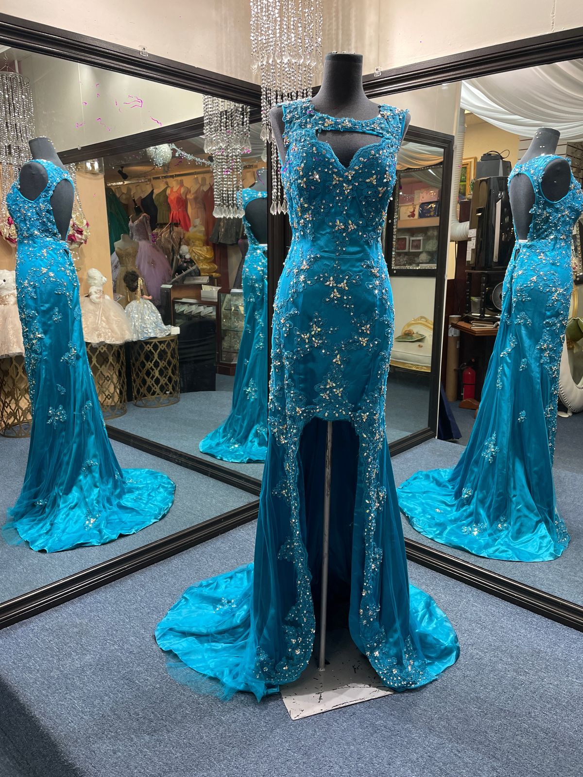 Cinderella Divine Size 6 Prom Green Side Slit Dress on Queenly
