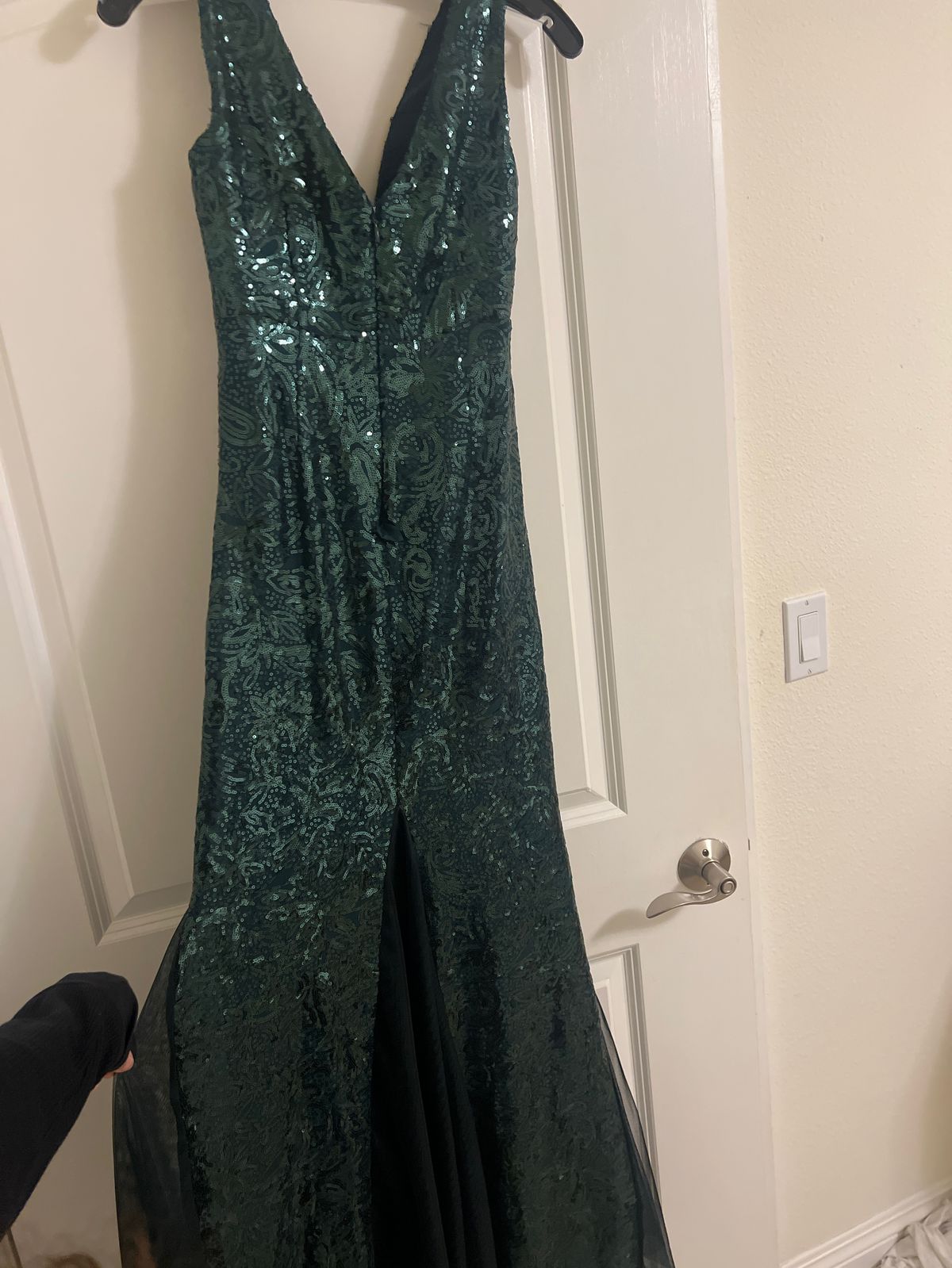 BCBG Size 0 Prom Green Mermaid Dress on Queenly