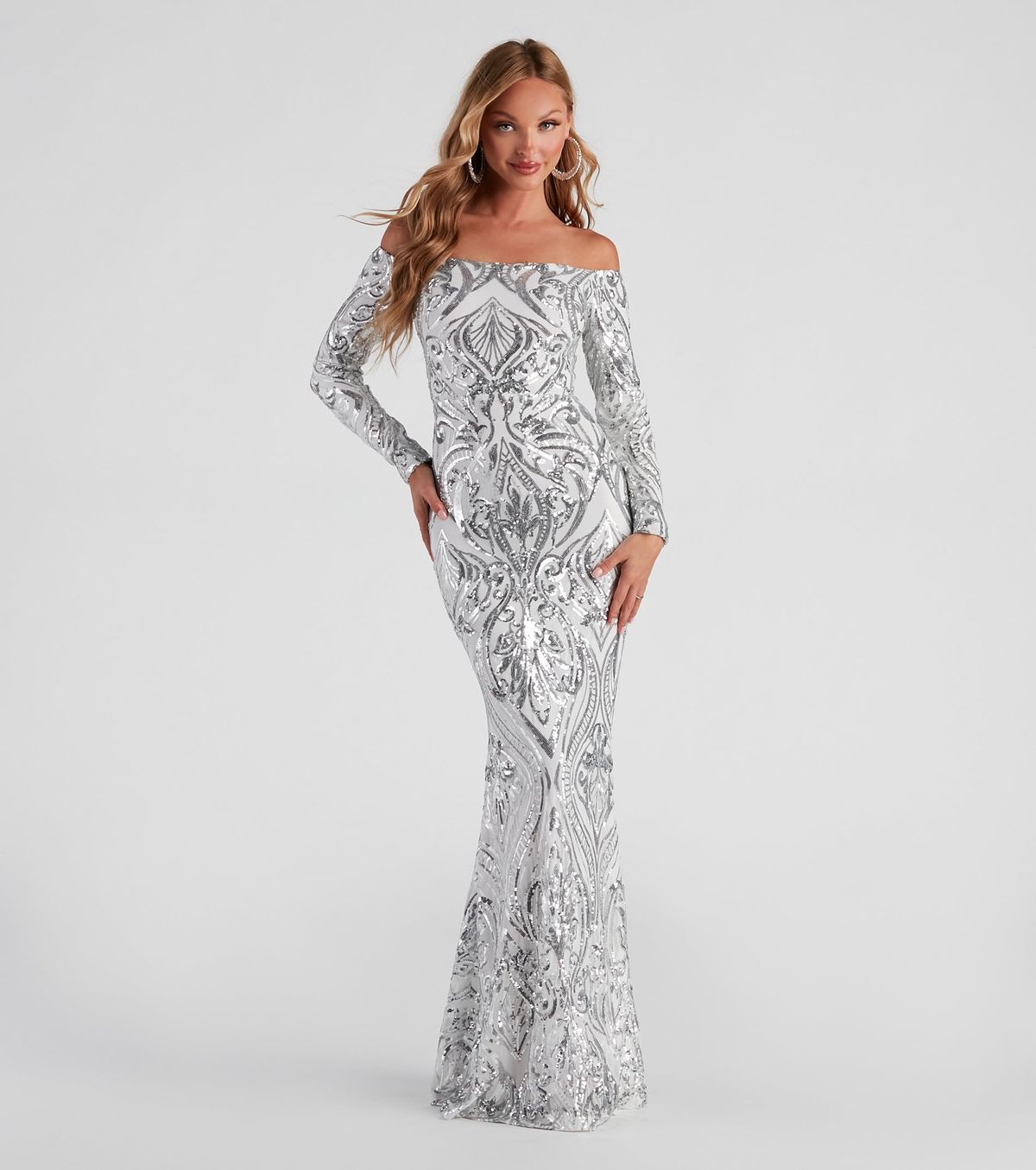 Style 05002-0962 Windsor Size S Prom Sequined Silver Mermaid Dress