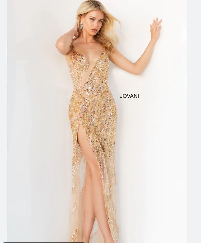 Jovani Size 4 Prom Gold Side Slit Dress on Queenly
