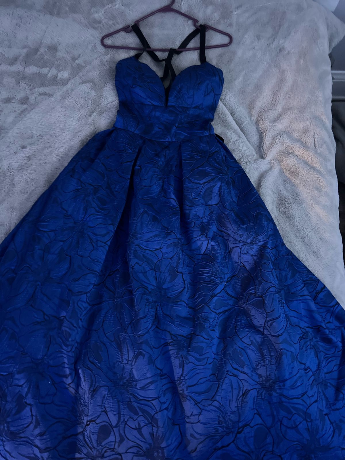 David's Bridal Size 3X Prom Blue Ball Gown on Queenly