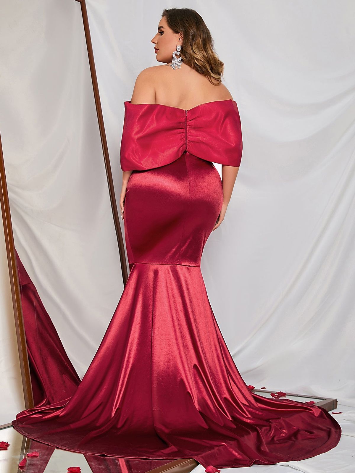 Style FSWD8018P Faeriesty Size 1X Off The Shoulder Satin Burgundy Red Mermaid Dress on Queenly
