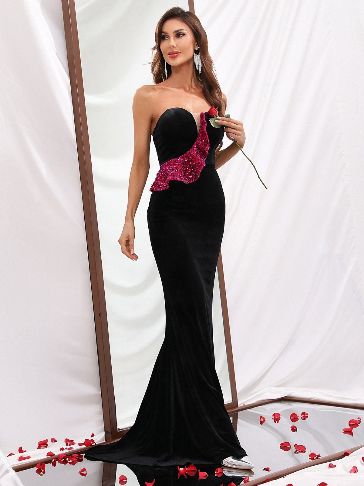 Style FSWD8044 Faeriesty Size XL Velvet Black Mermaid Dress on Queenly