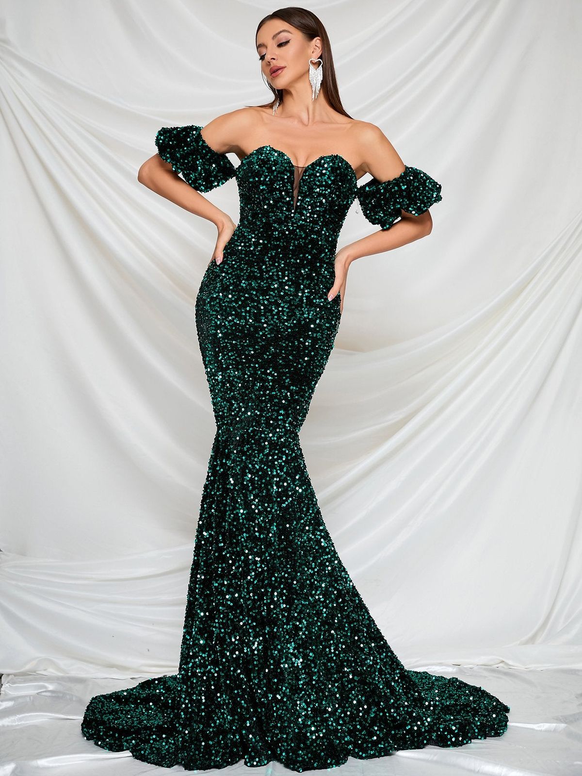 Style FSWD0455 Faeriesty Size M Prom Off The Shoulder Sequined Green Mermaid Dress on Queenly