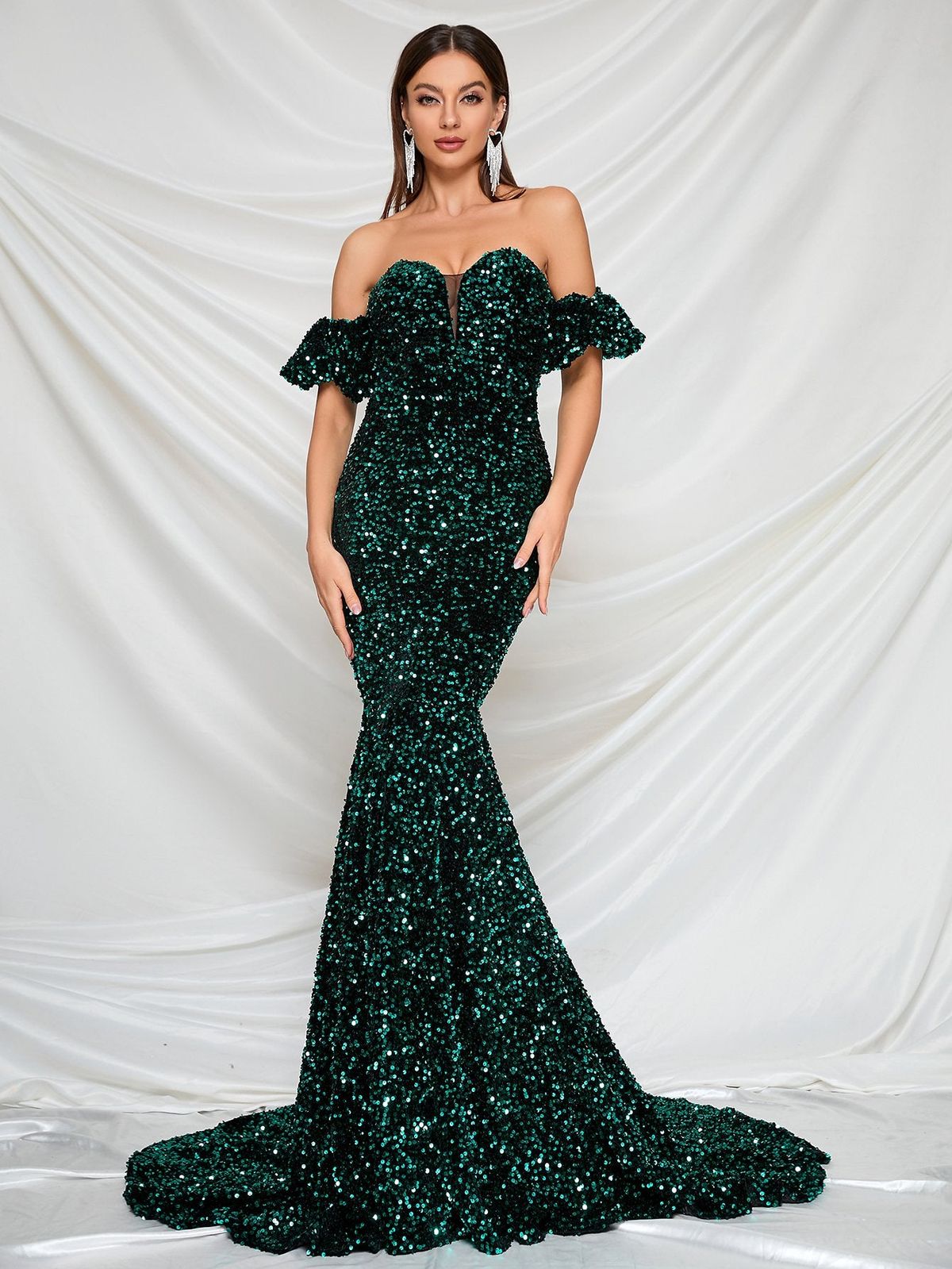 Style FSWD0455 Faeriesty Size L Prom Off The Shoulder Sequined Green Mermaid Dress on Queenly