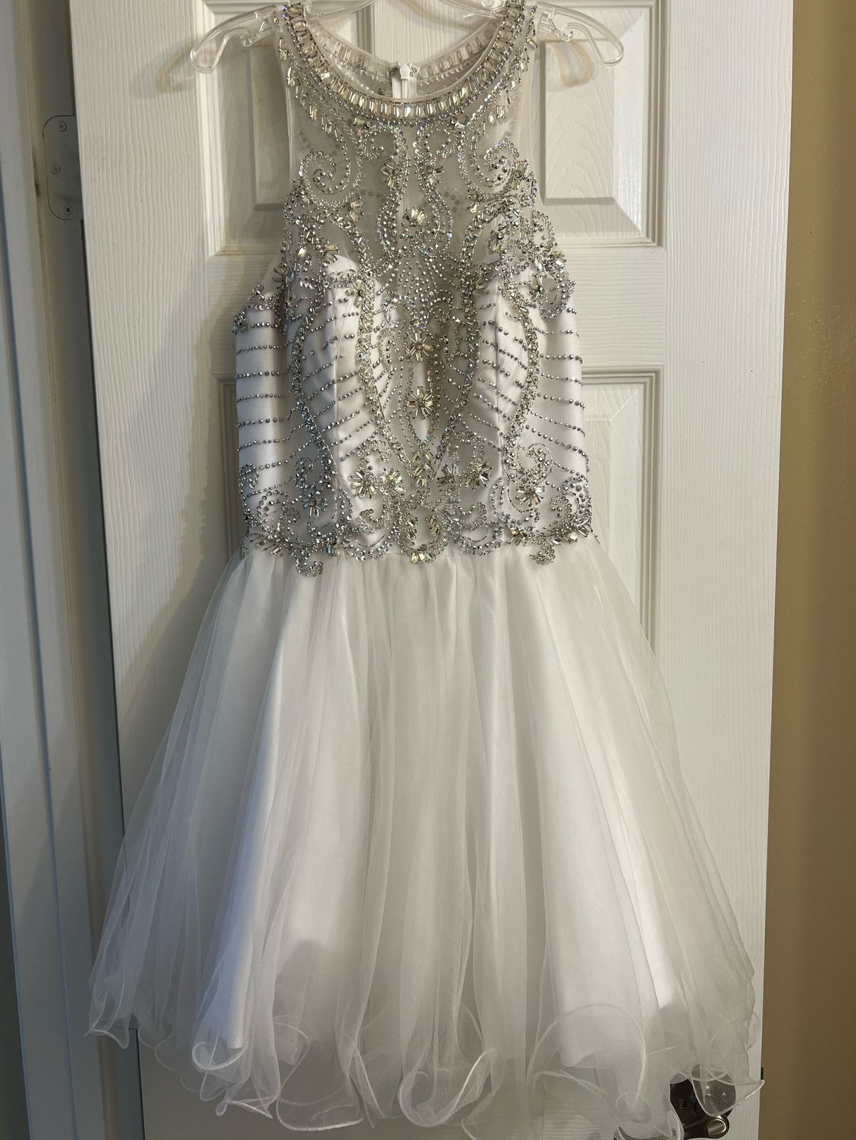 Camille La Vie Size 6 Prom Sequined White Ball Gown on Queenly