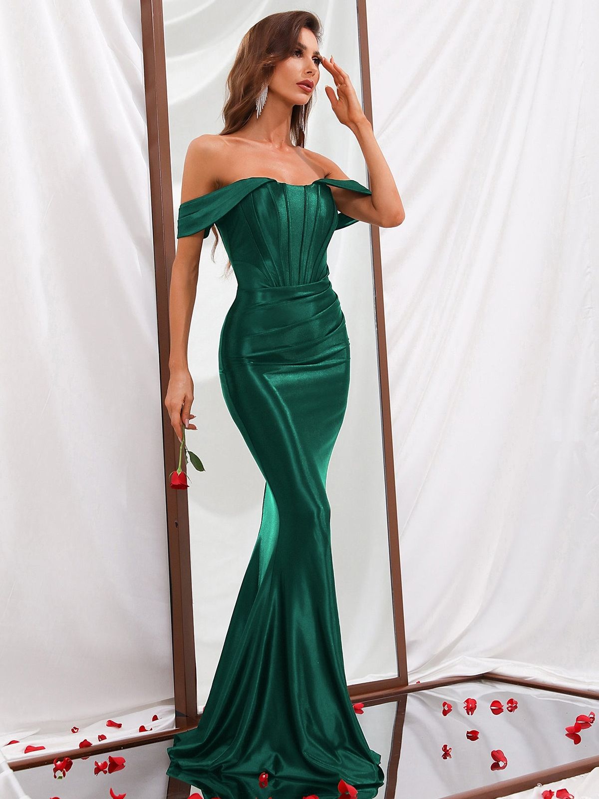 Style FSWD0302 Faeriesty Size XS Off The Shoulder Satin Green Mermaid Dress on Queenly