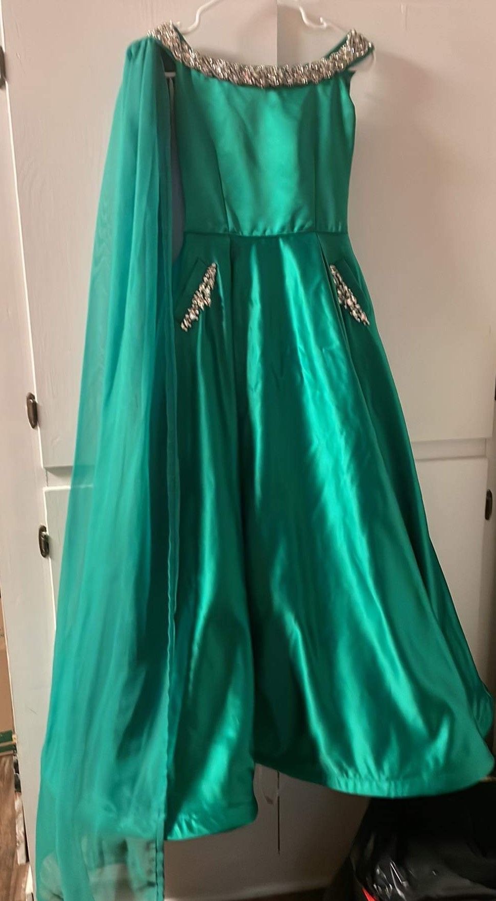 Sherri Hill Girls Size 12 Pageant Green Dress With Train on Queenly