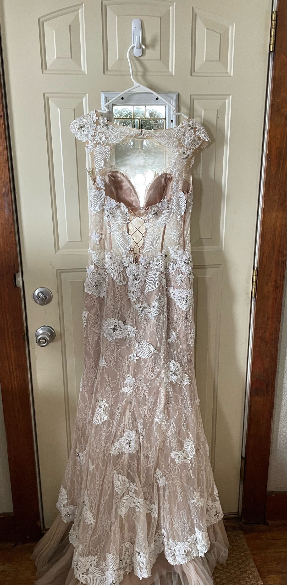savoys Size 6 Prom Nude Mermaid Dress on Queenly
