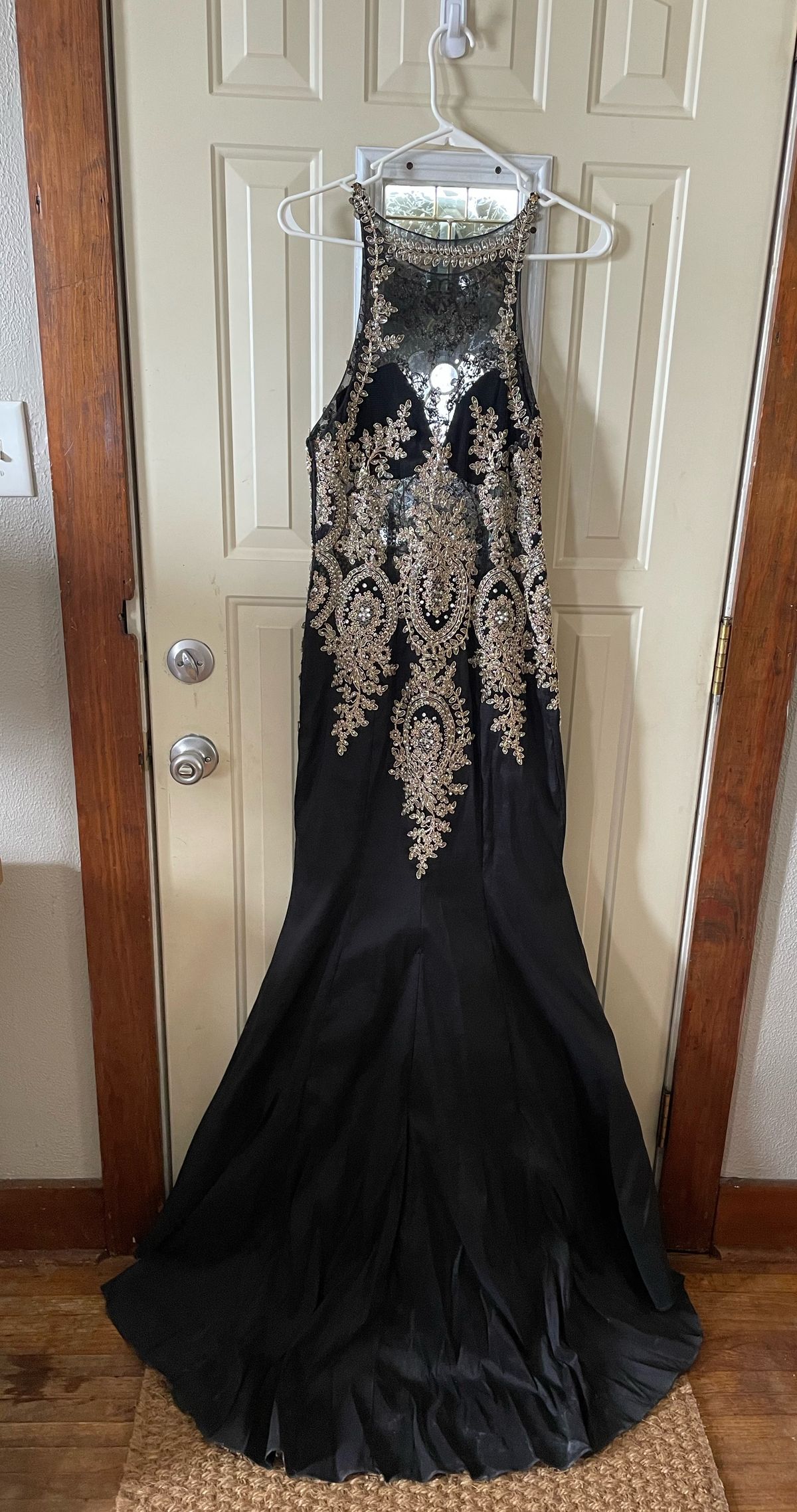 Peaches Size 8 Prom Black Mermaid Dress on Queenly
