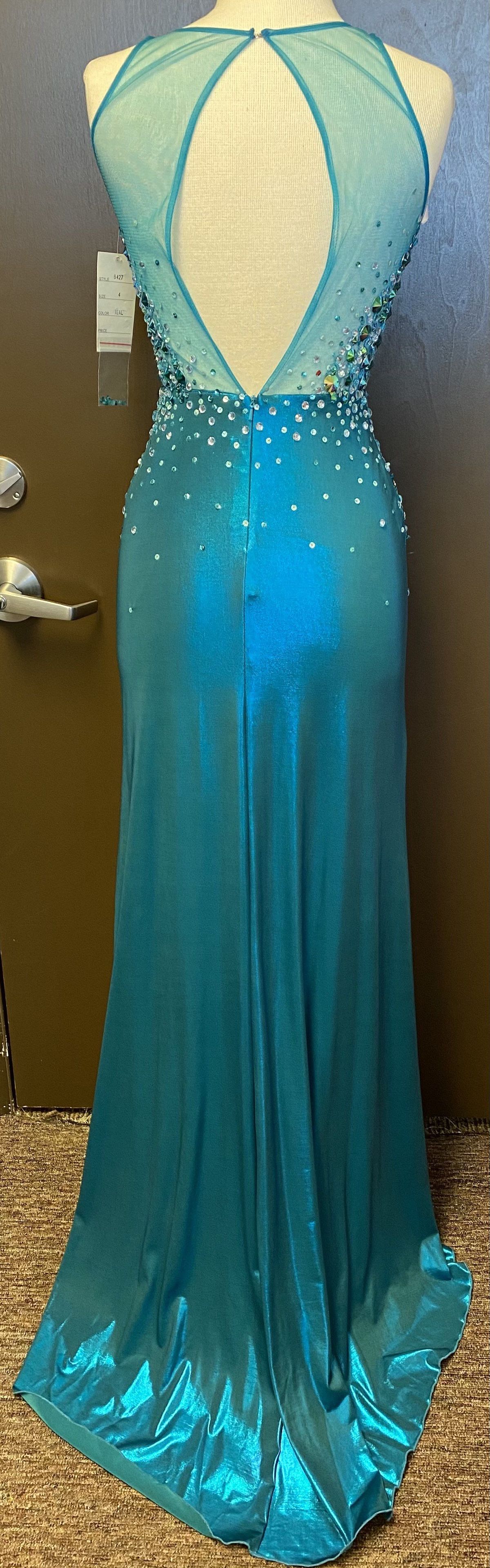 Party Time Formal Size 6 Prom Plunge Sequined Blue Side Slit Dress on Queenly