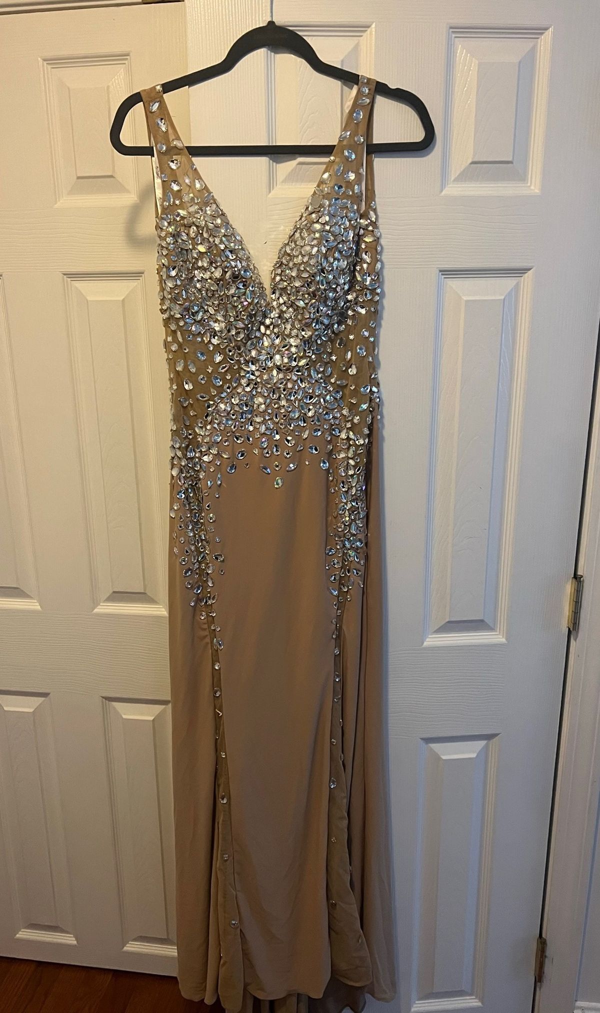 Mac Duggal Size 4 Prom Nude Floor Length Maxi on Queenly