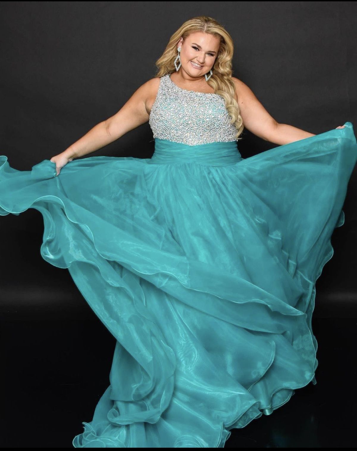 Ashley Lauren Plus Size 20 One Shoulder Sequined Turquoise Blue Ball Gown on Queenly