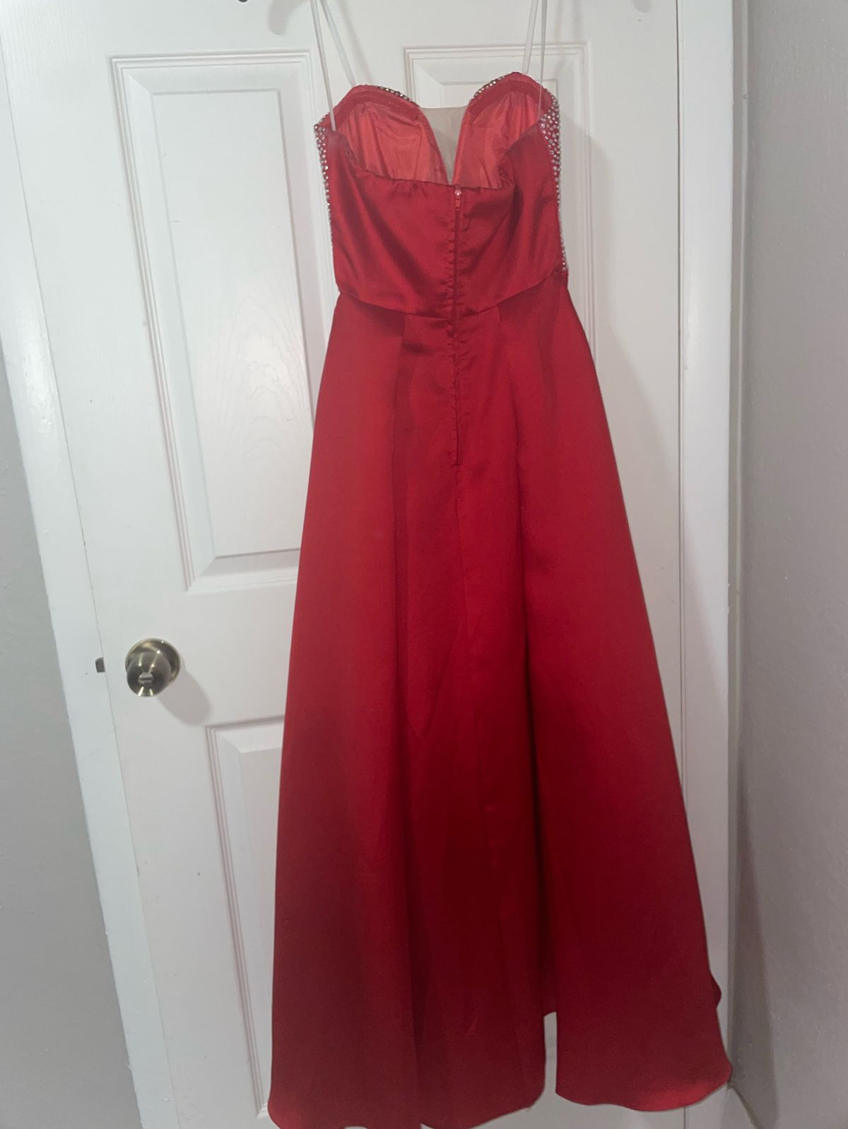 Macy's Size 2 Prom Red A-line Dress on Queenly