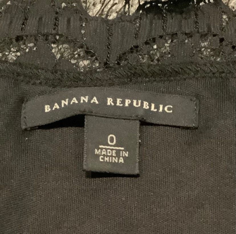 Banana Republic Size 0 Lace Black Cocktail Dress on Queenly