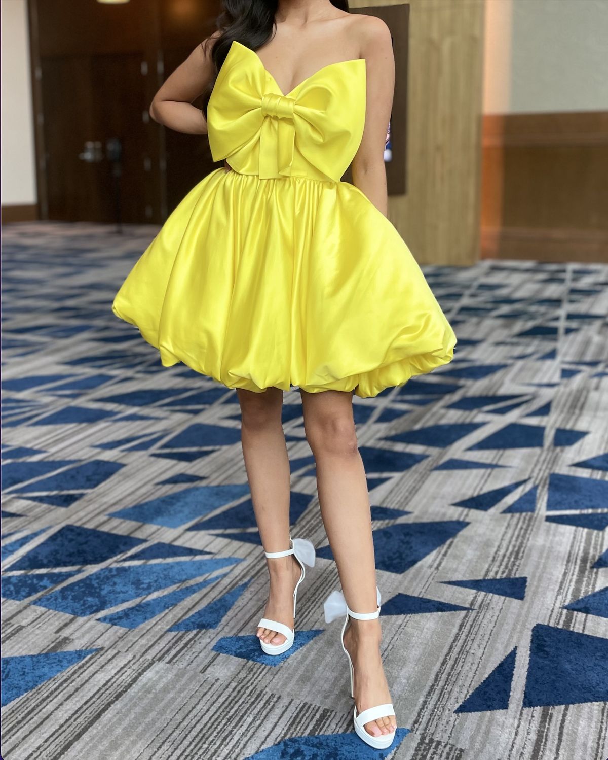 Ashley Renes Size 2 Strapless Yellow Cocktail Dress on Queenly