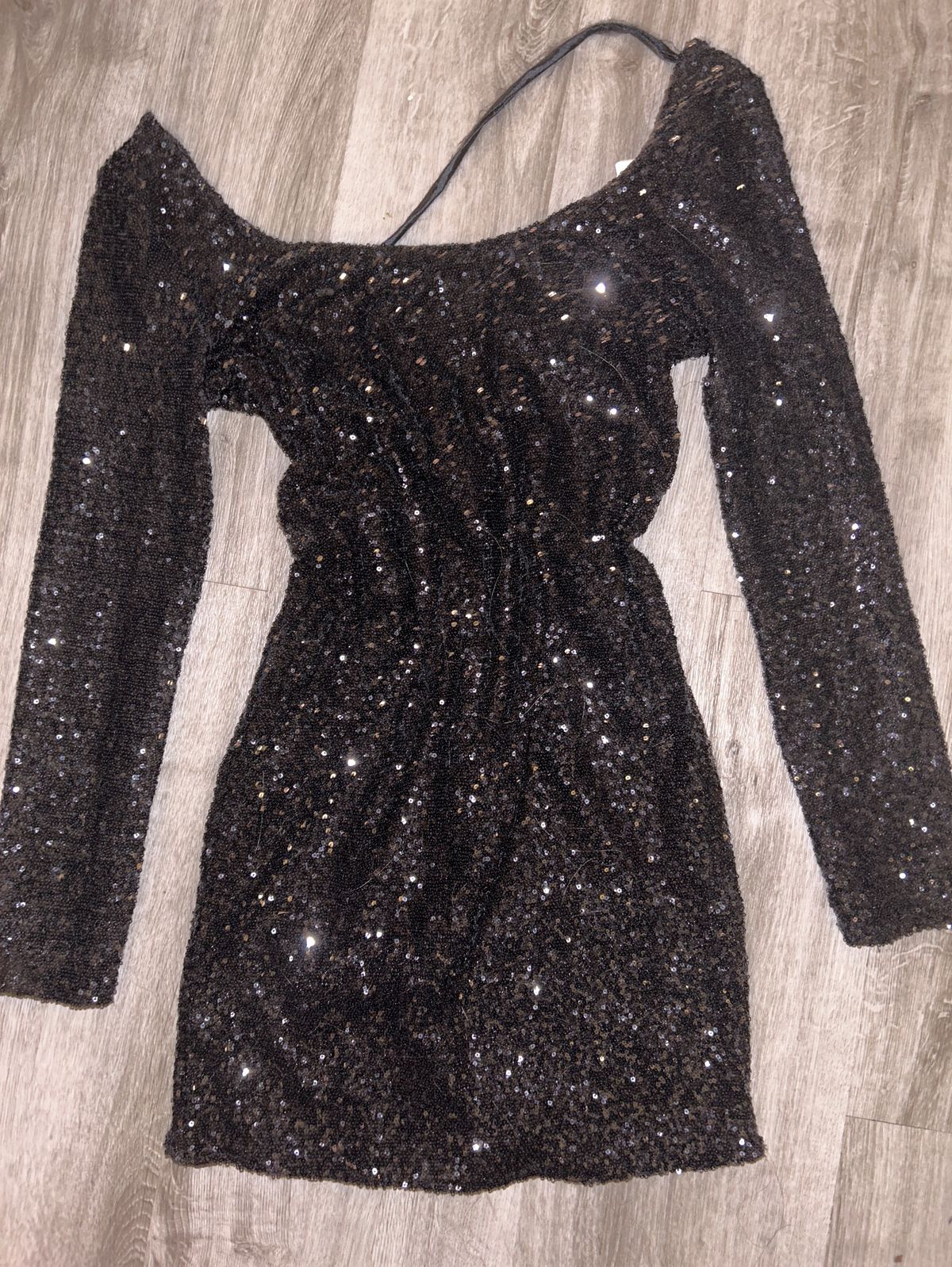 La cite Size M Prom Sequined Black Cocktail Dress on Queenly
