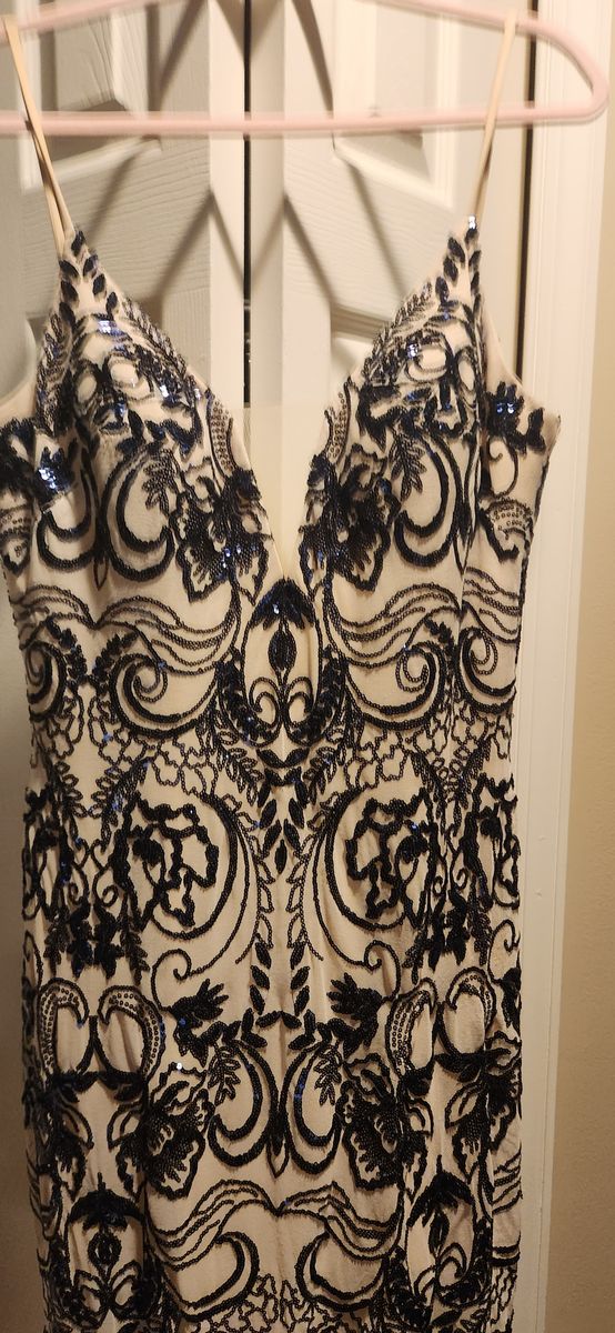 Colette Size 12 Navy White Floor Length Maxi on Queenly