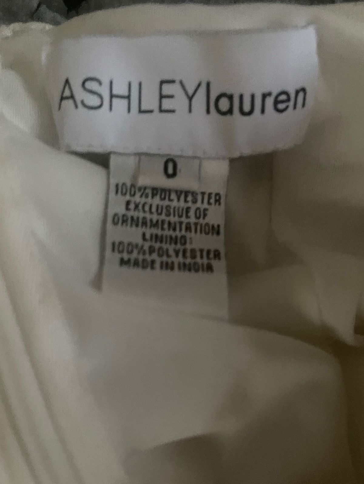 Ashley Lauren Size 0 Prom White Side Slit Dress on Queenly