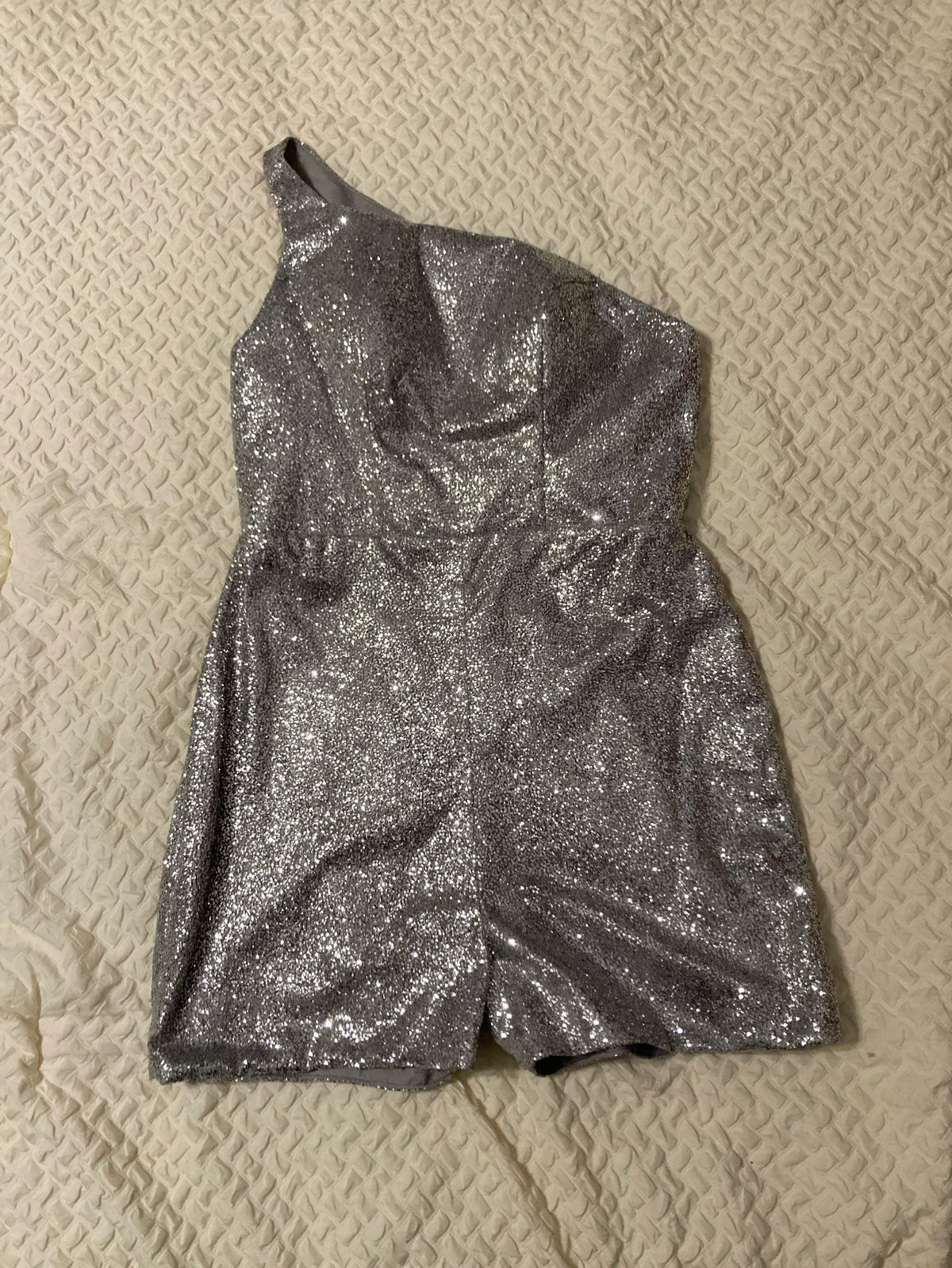 Size 12 Pageant Silver Cocktail Dress on Queenly