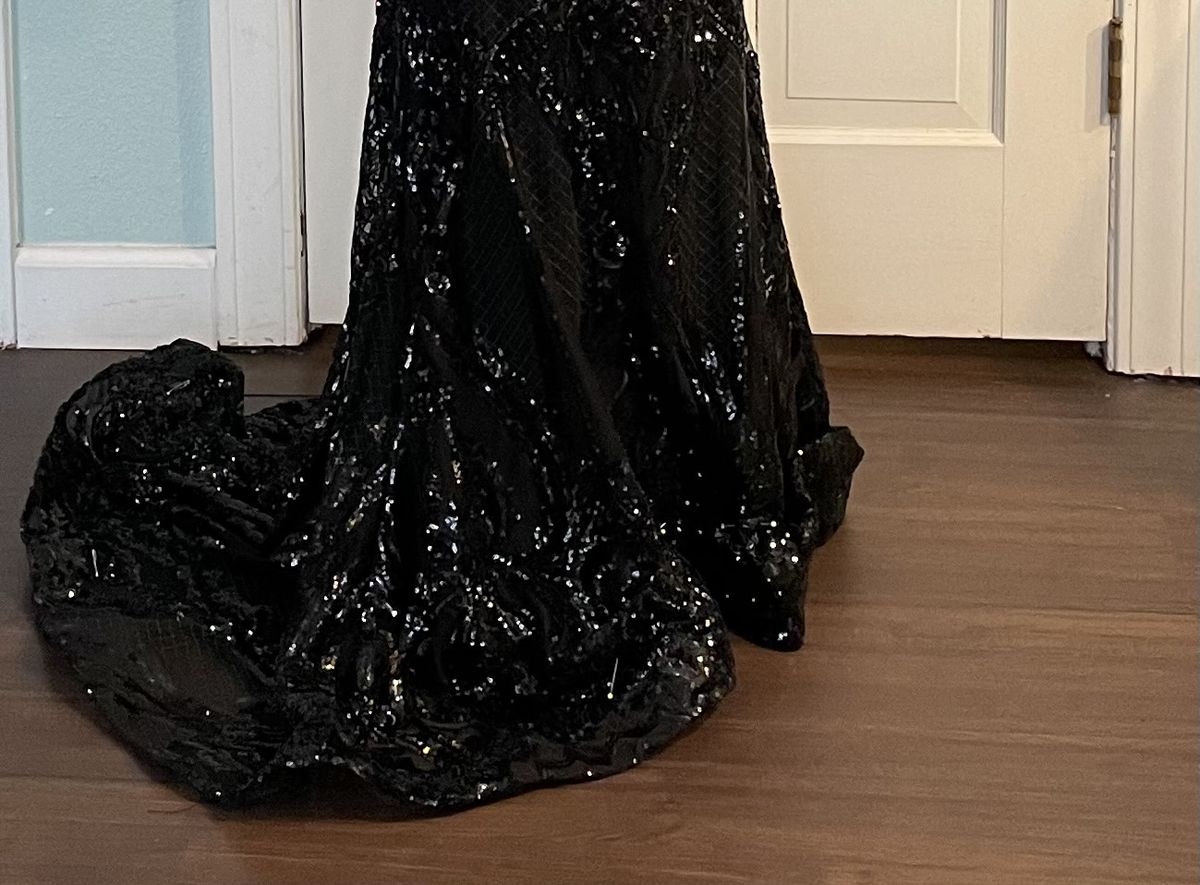 Ava Presley Size 10 Prom Halter Sequined Black Mermaid Dress on Queenly