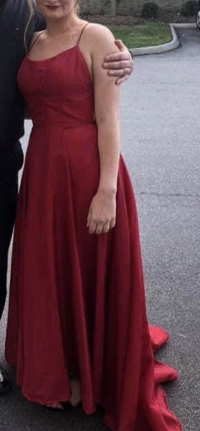 Sherri Hill Size 6 Prom Red Ball Gown on Queenly