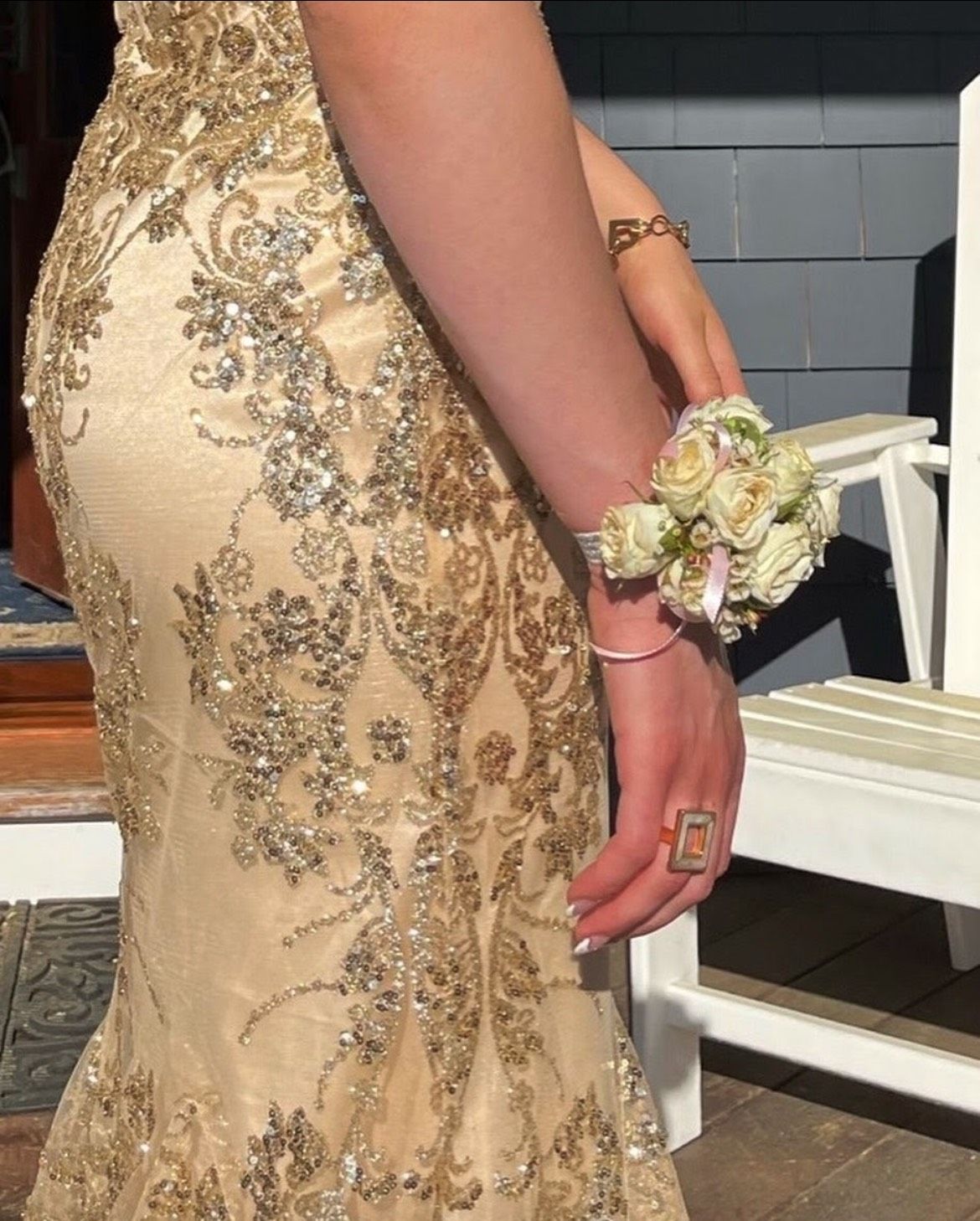 Size 4 Prom Gold Ball Gown on Queenly