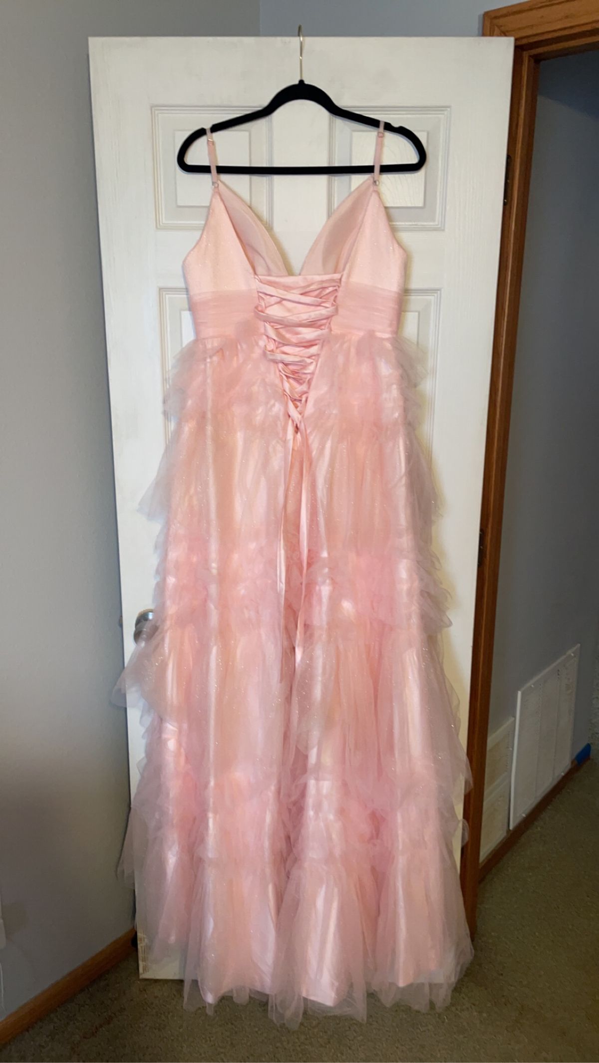 Size 12 Prom Light Pink A-line Dress on Queenly