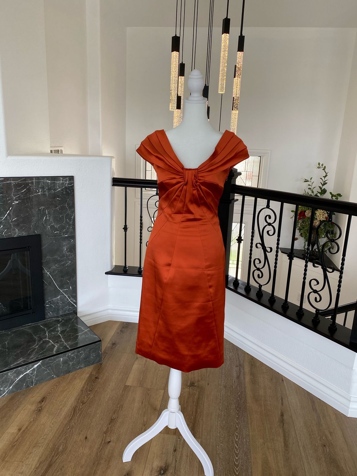 Size 6 Prom Satin Orange Cocktail Dress on Queenly