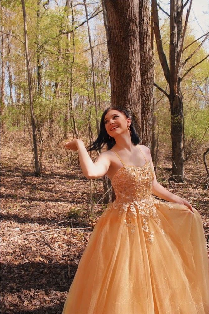 Size 0 Prom Strapless Yellow Ball Gown on Queenly