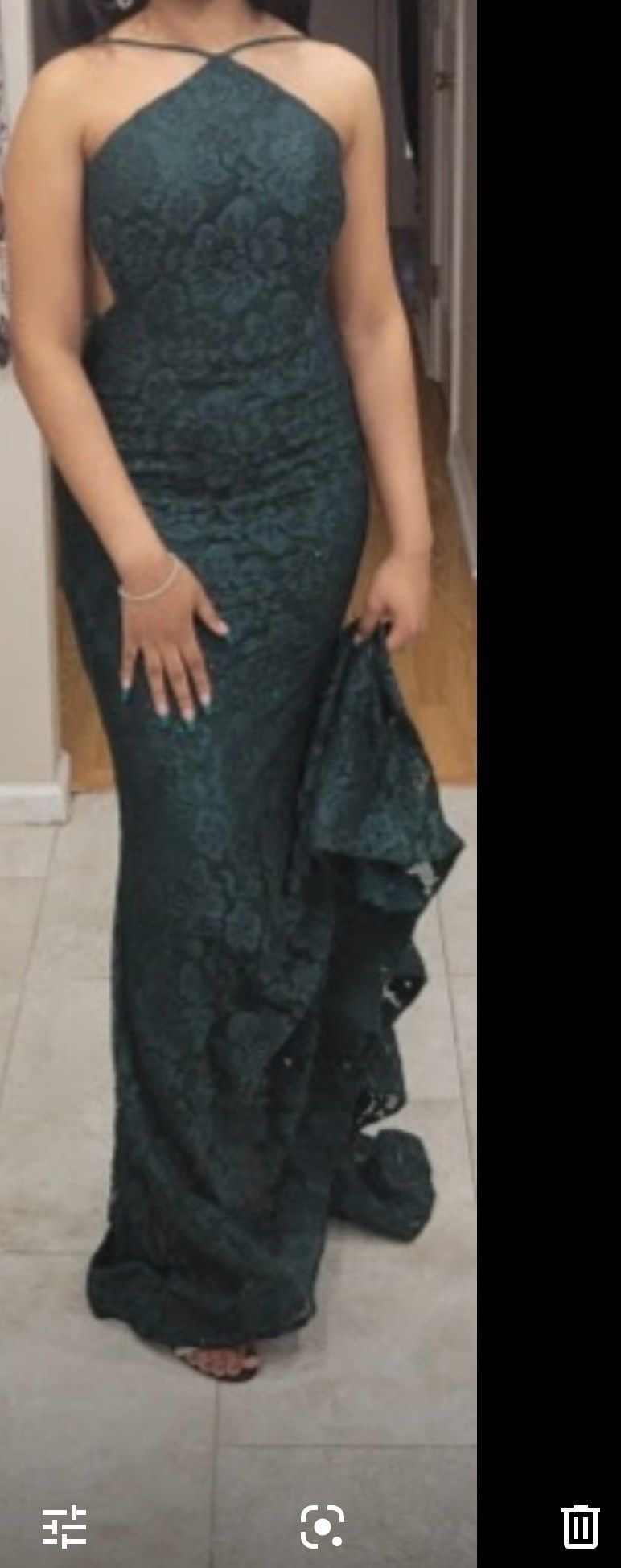 La Femme Size 0 Prom Green Mermaid Dress on Queenly
