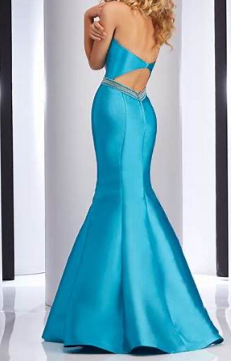 Clarisse Size 0 Prom Strapless Sequined Blue Mermaid Dress on Queenly