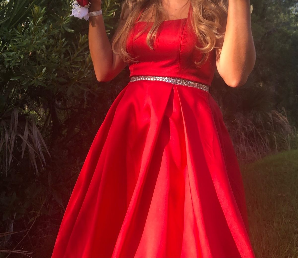 B. Darlin Size 6 Prom Halter Red Ball Gown on Queenly