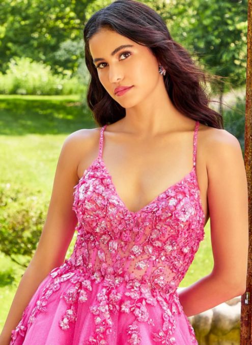 Style VANESSA_HOTPINK0_8182A MoriLee Size 0 Prom Sequined Hot Pink Ball Gown on Queenly