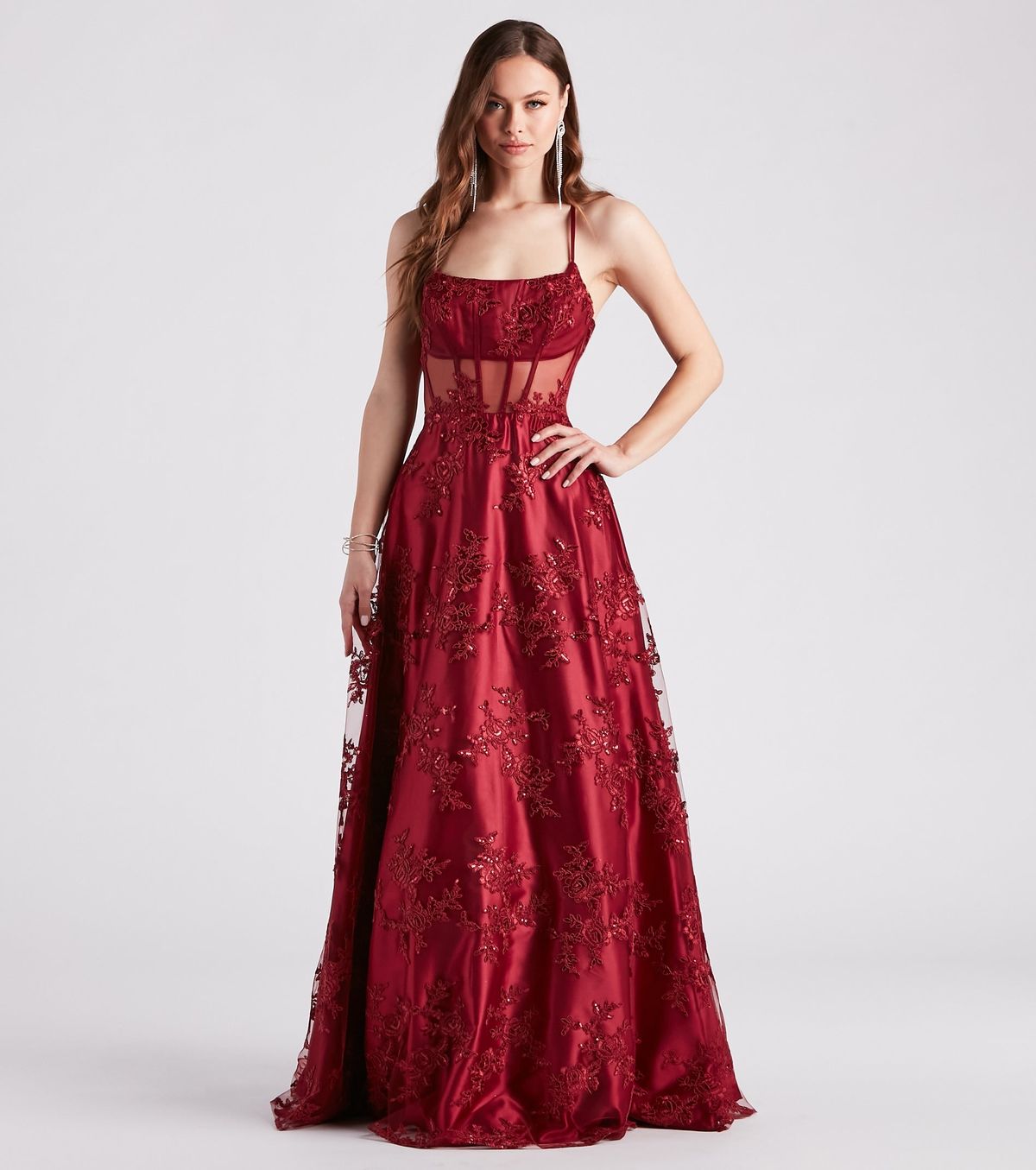 Style 05004-0177 Windsor Size 8 Prom Lace Red Floor Length Maxi on Queenly