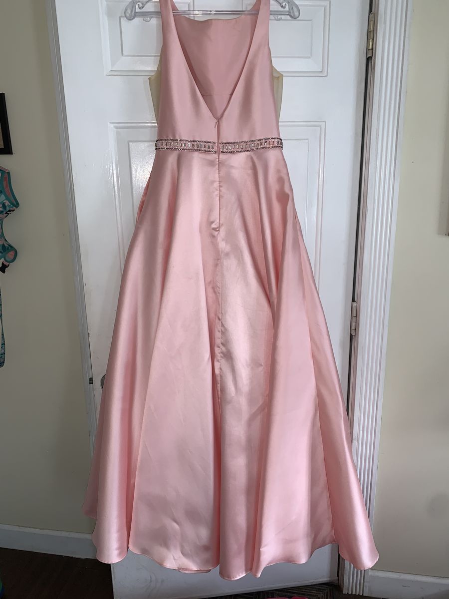 Size 8 Prom Satin Light Pink A-line Dress on Queenly