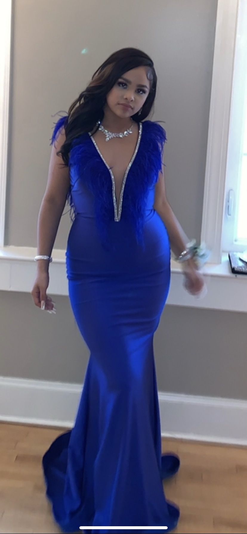 Size 14 Prom Plunge Satin Royal Blue Mermaid Dress on Queenly