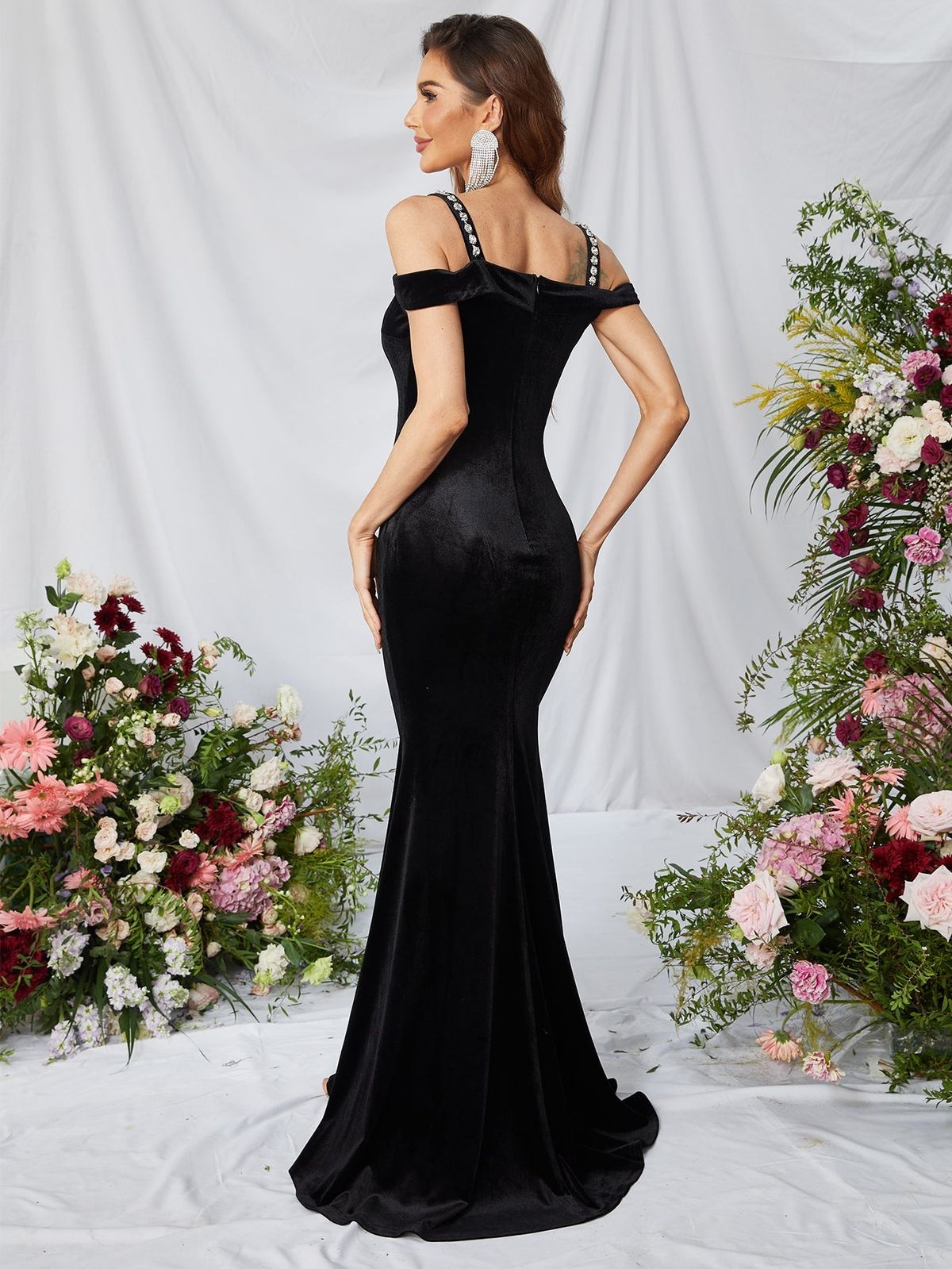 Style FSWD0732 Faeriesty Size XL Off The Shoulder Velvet Black Floor Length Maxi on Queenly