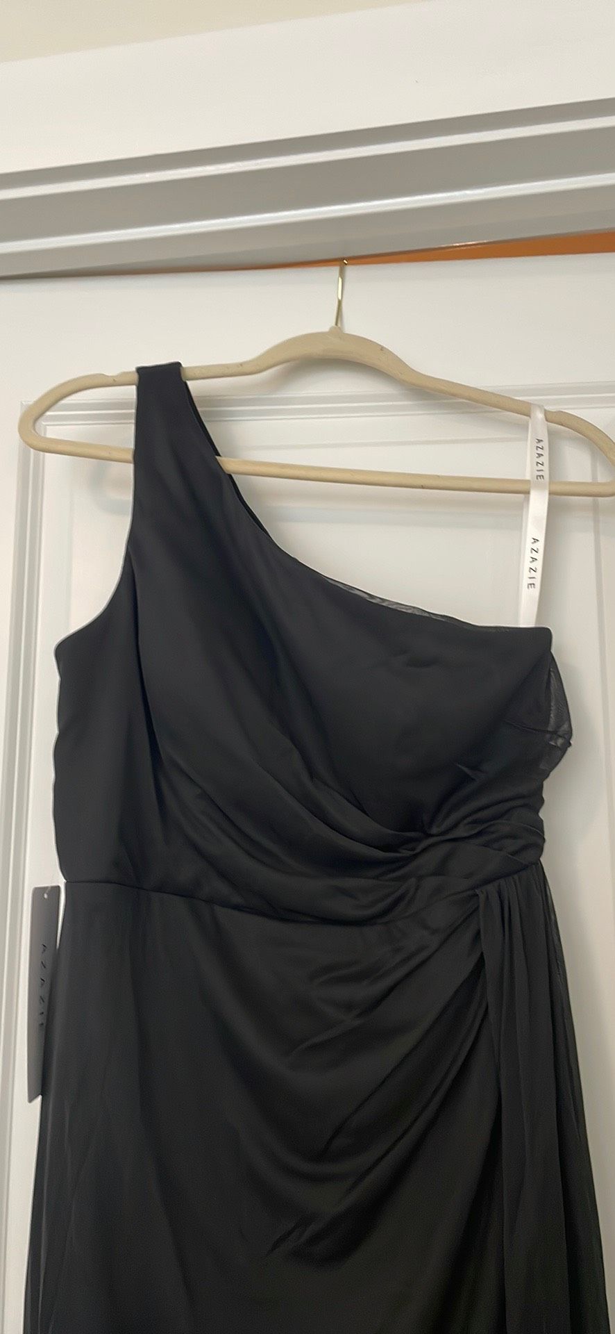 Azazie Size 10 Prom Black Side Slit Dress on Queenly